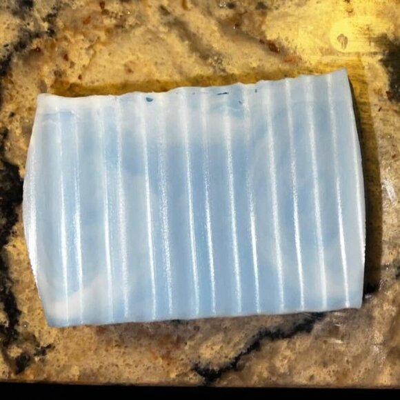 Handmade “Chei-Rosie 76” Shea Butter Base 4.5 oz Bar - Picture 2 of 2